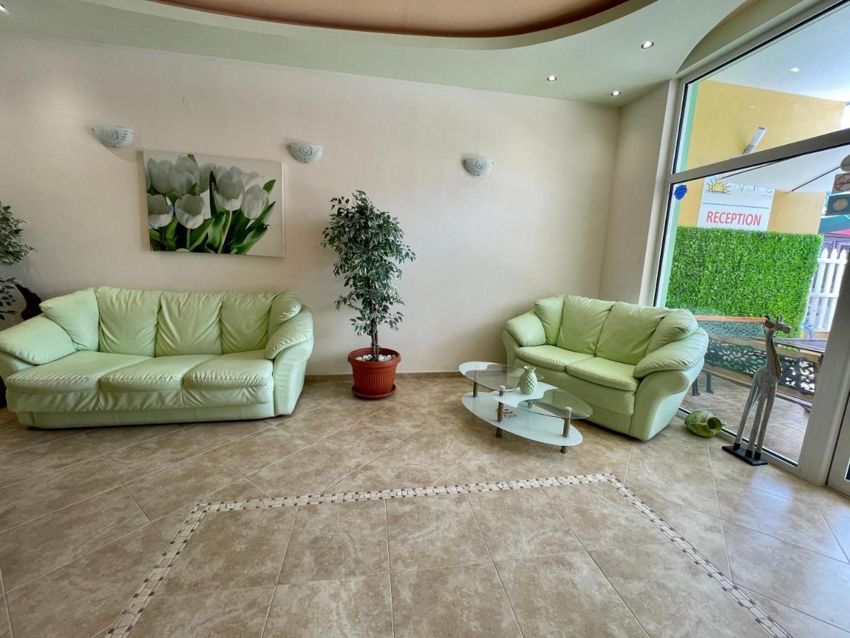 Family Hotel Avenue Kiten  Exterior foto
