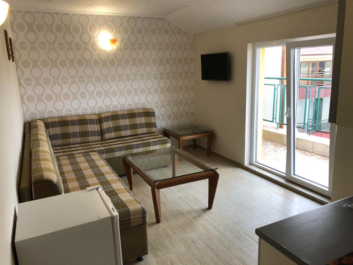 Family Hotel Avenue Kiten  Exterior foto